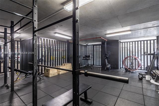 Building Photo - 690 SW 1st Ct