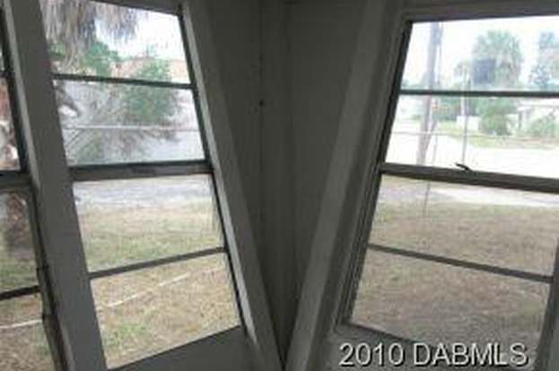 Building Photo - 53 River Dr