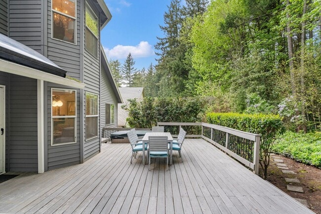 Building Photo - Private Retreat Backing to Trails in the Heart of Lake Oswego