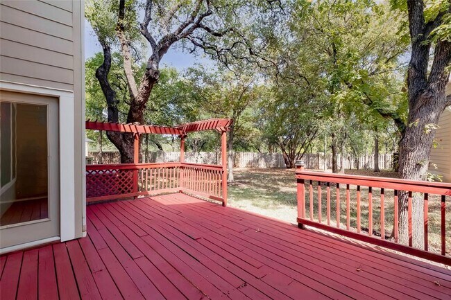 Building Photo - 4501 Whispering Valley Dr