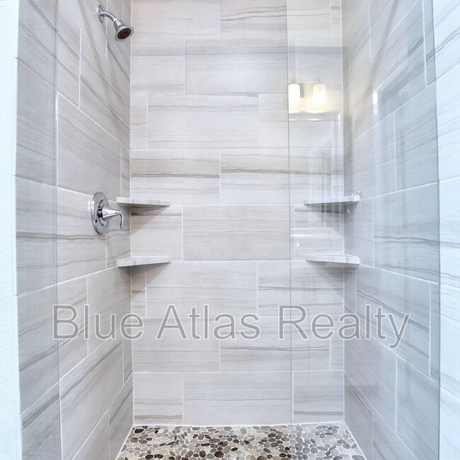 Building Photo - 5948 Morning Star Pl