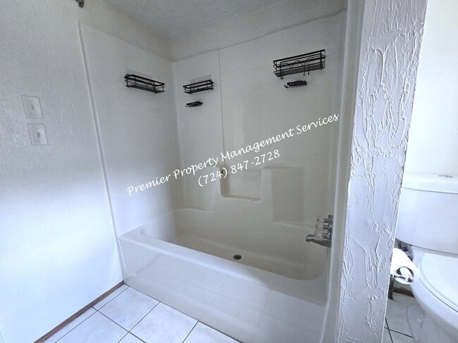 Building Photo - 455 E Jefferson St