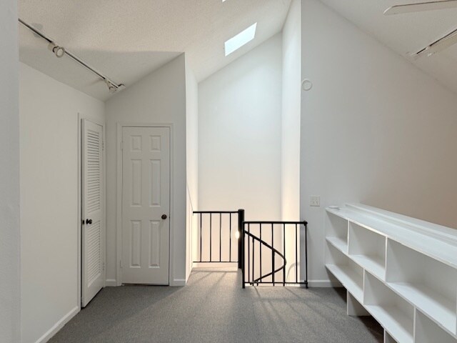 Building Photo - 900 Mix Ave