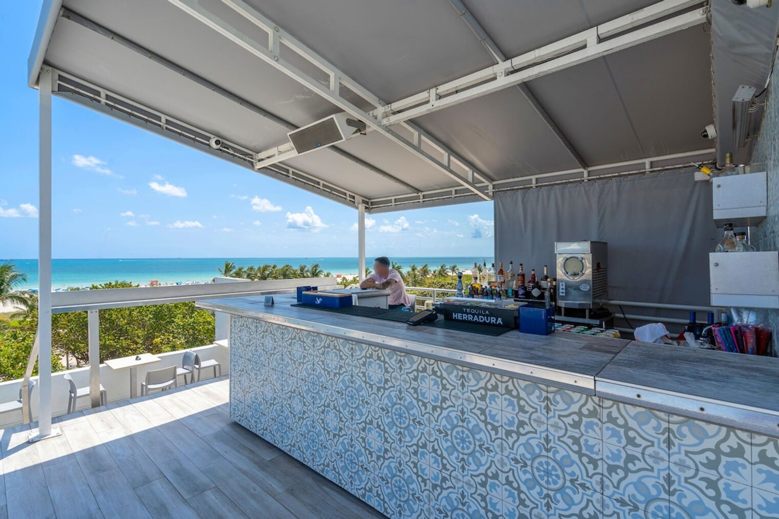 Building Photo - 960 Ocean Dr
