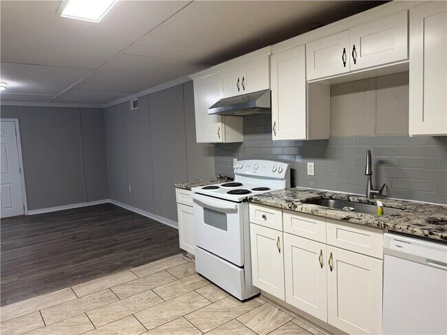 Building Photo - 2853 Oconee Cir