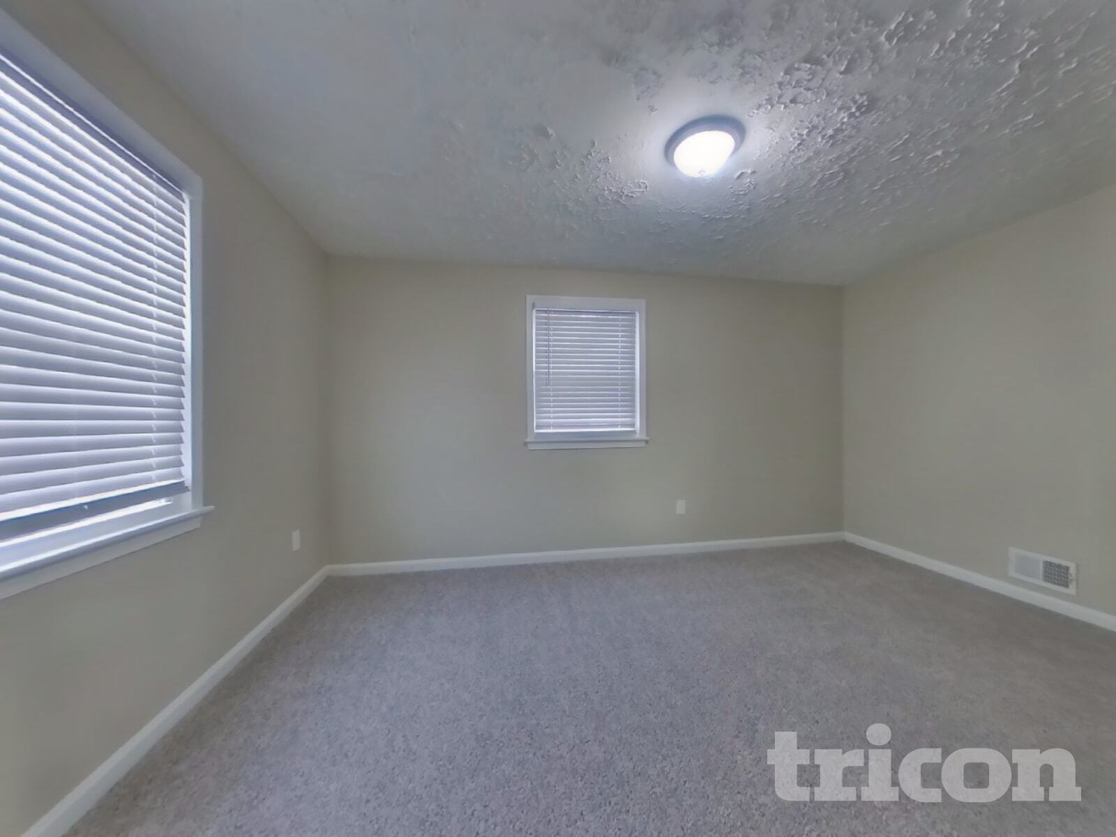 Building Photo - 2933 Sabal Palm Dr