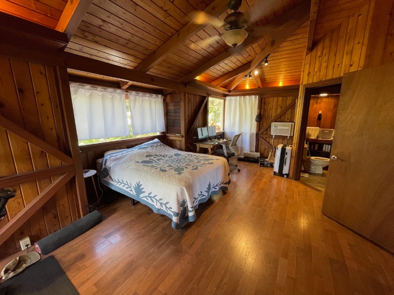 Building Photo - 4362 Ulua St