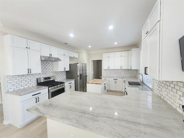 Building Photo - 7220 Hillview Dr