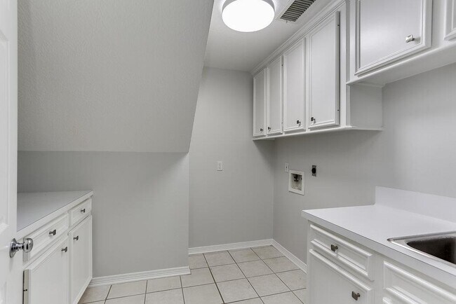 Building Photo - 54 Lazy Ln