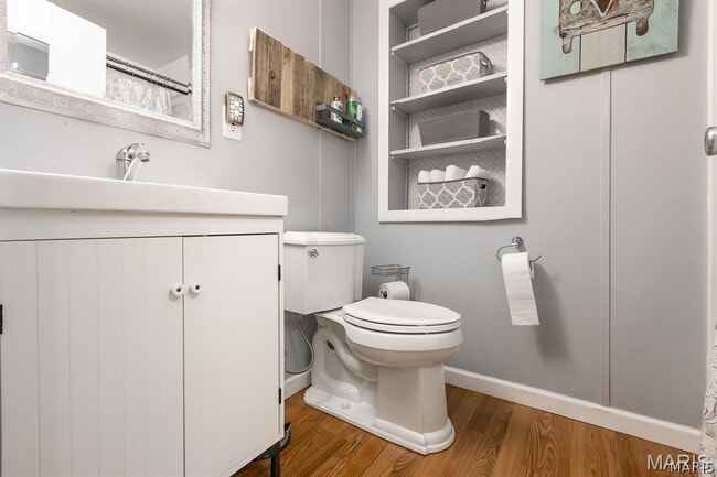 Building Photo - 417 N John St