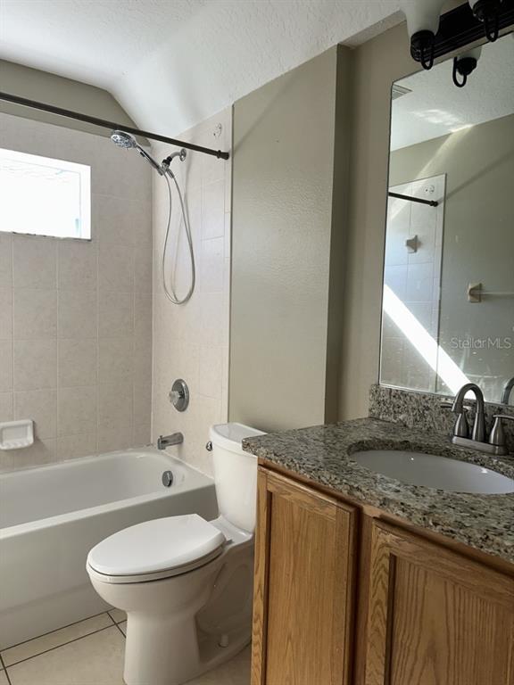 Building Photo - 30513 Latourette Dr