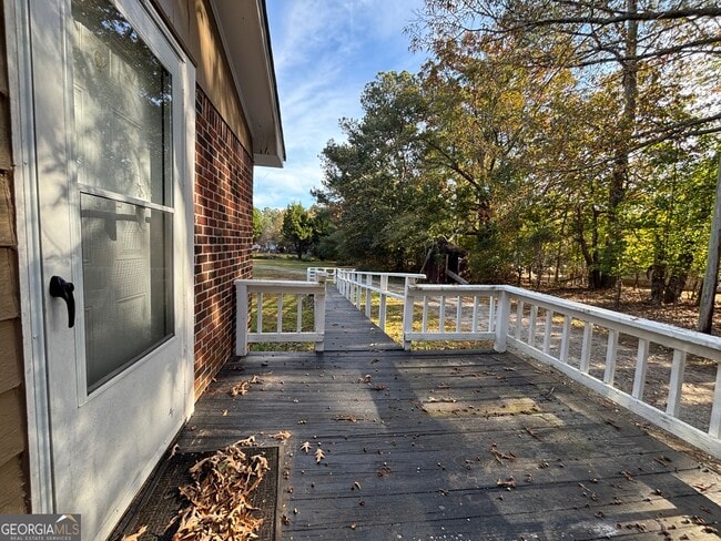 Building Photo - 1451 Prospect Rd