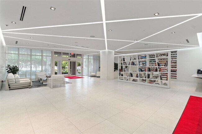Building Photo - 4250 Biscayne Blvd