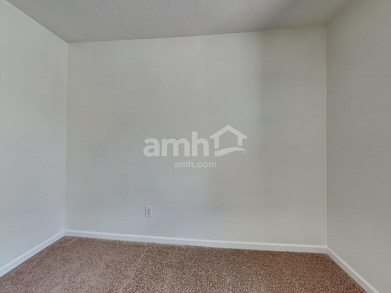 Building Photo - 204 Appleton Ln