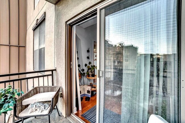 Building Photo - 4315 PARK Ave