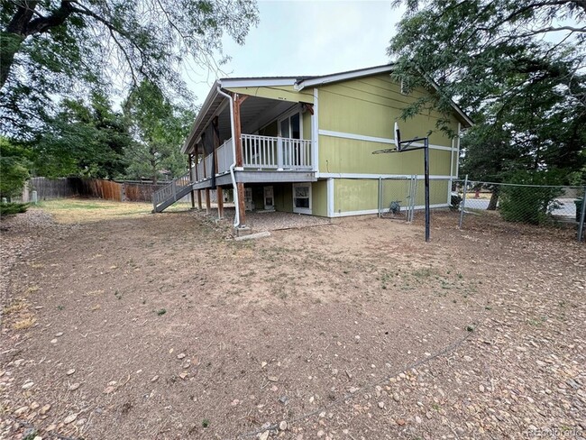 Building Photo - 15532 E Gunnison Pl