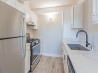 Building Photo - The Preston at Hillsdale