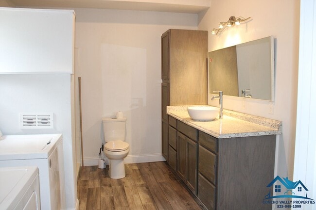 Building Photo - 1 Bed/1 Bath for Rent