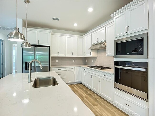 Building Photo - 10005 Patterson Wy