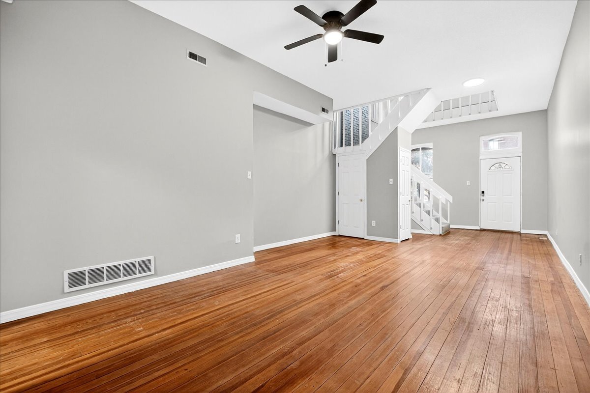 Building Photo - 2352 S 10th St