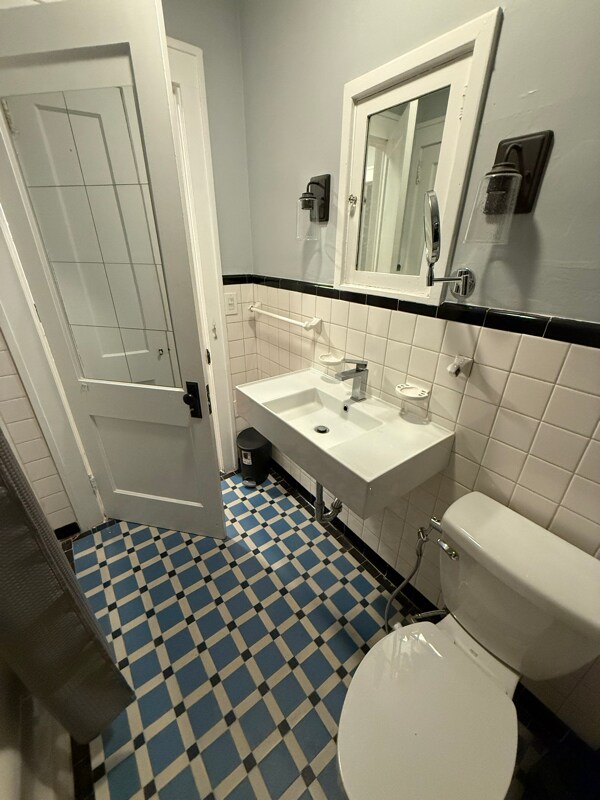 Building Photo - 1011 Boston Ave