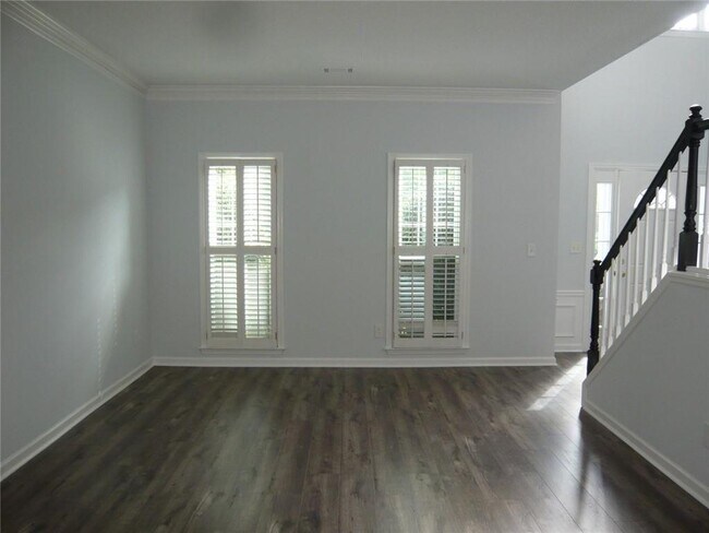 Building Photo - 10970 Egmont Dr