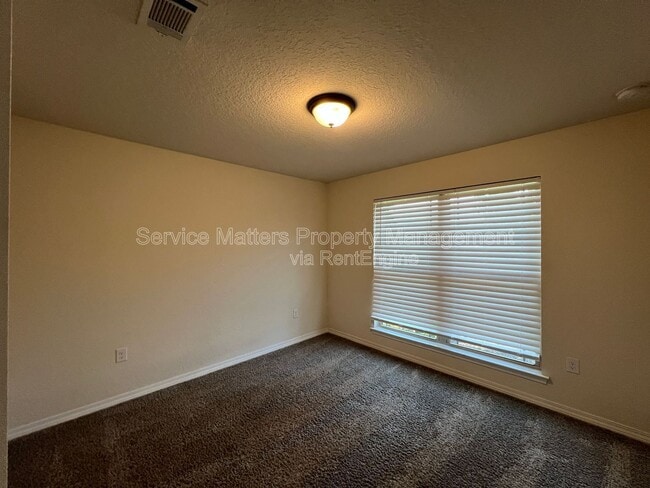 Building Photo - 4410 Thistle Pine Ct