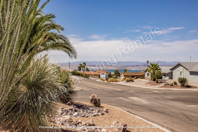 Building Photo - FURNISHED POOL HOME WITH VIEW