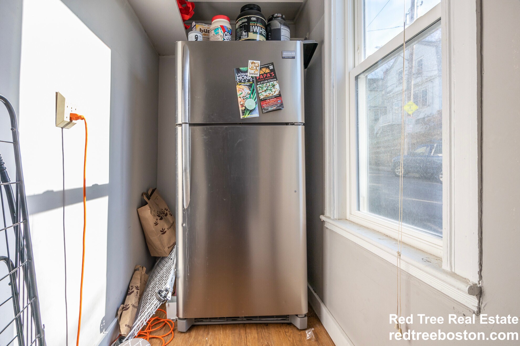 Building Photo - 7 Sunset St