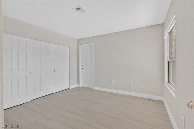 Building Photo - 6250 W Flamingo Rd