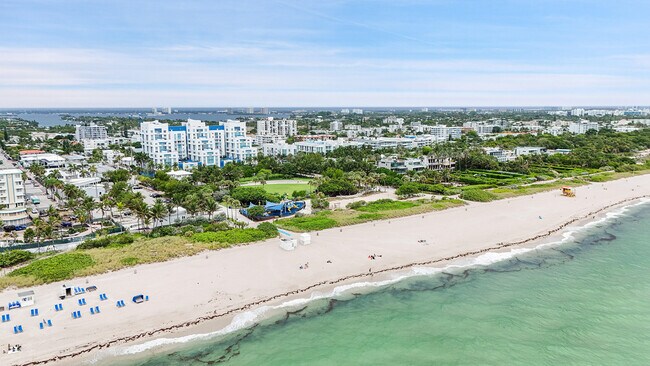 Building Photo - 7600 Collins Ave
