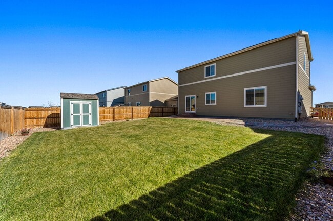 Building Photo - Spacious Home with Central AC and Fenced Yard