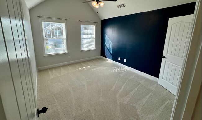 Building Photo - 5464 Everlook Cir
