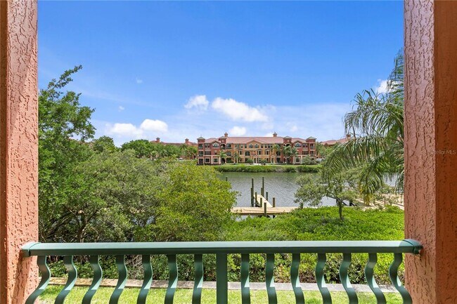 Building Photo - 2741 Via Cipriani