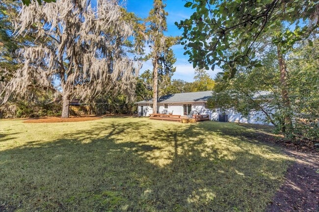 Building Photo - 317 Kensington Dr