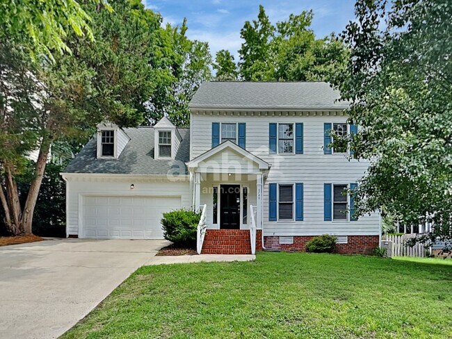 Primary Photo - 4700 Forest Highland Dr