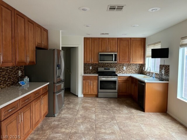Building Photo - 10529 Majestic Beauty Ave