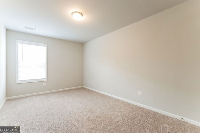 Building Photo - 5350 Fox Den Rd