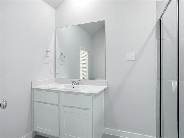 Building Photo - 641 Poppy Ln