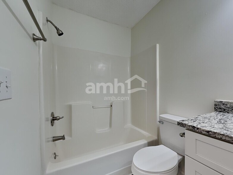 Building Photo - 7548 Applecross Rd