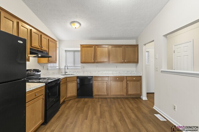 Building Photo - 208 Grayson Ct