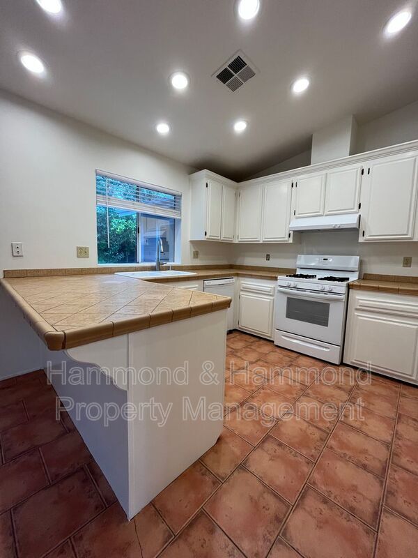 Building Photo - 161 Heavenly Valley Rd