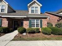 Building Photo - Comfortable and Convenient 3 Bedroom Townhome in Wilmington, NC