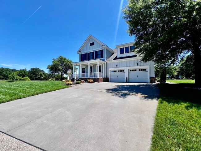 Building Photo - Gorgeous Home on Walkers Ferry Lane in The...