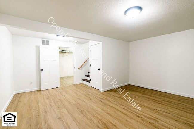 Building Photo - 15012 Tally Ho Dr