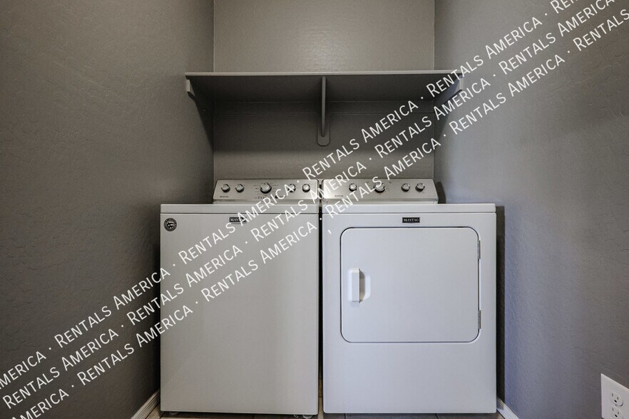 Building Photo - 4964 E Smoky Quartz Rd