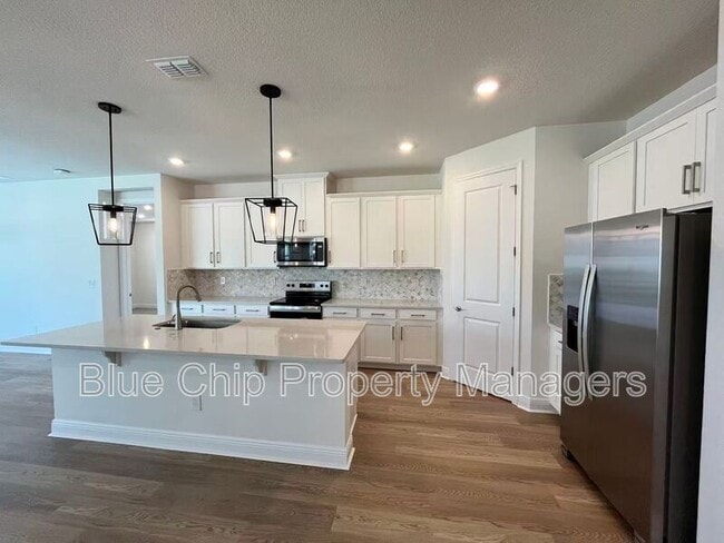 Building Photo - 1117 British Cir