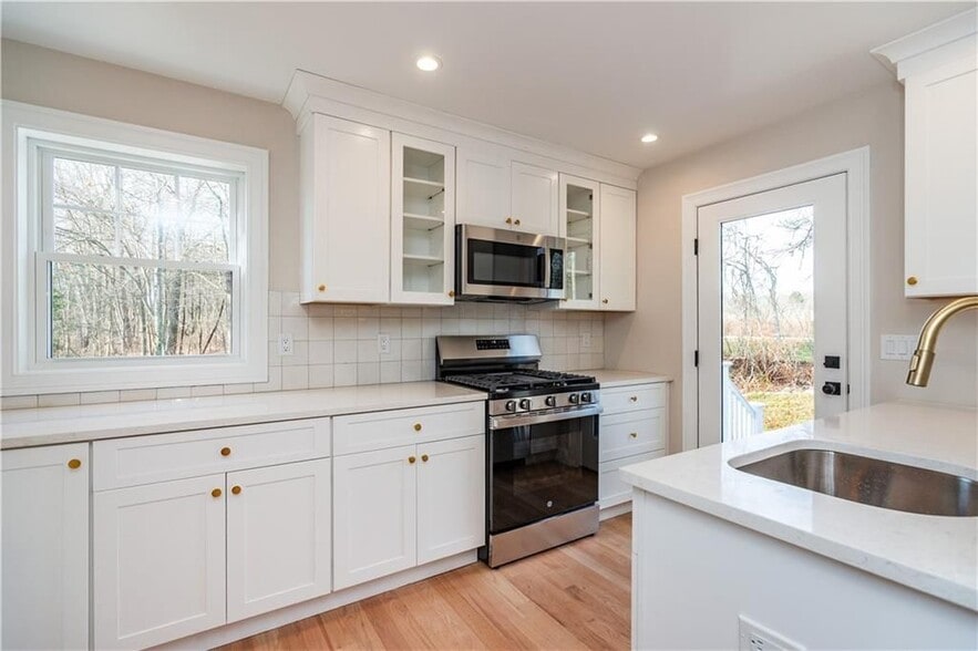 Building Photo - 1810 Kingstown Rd