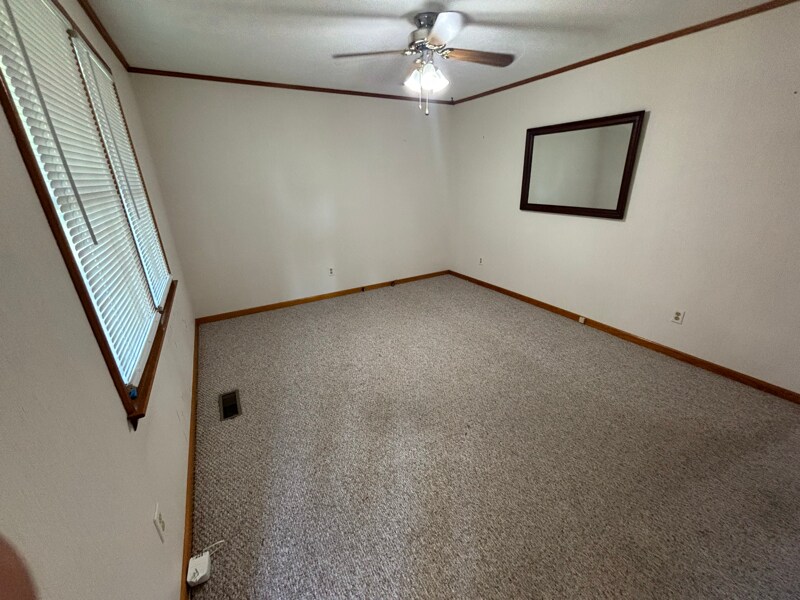 Building Photo - 638 Chitwood Dr