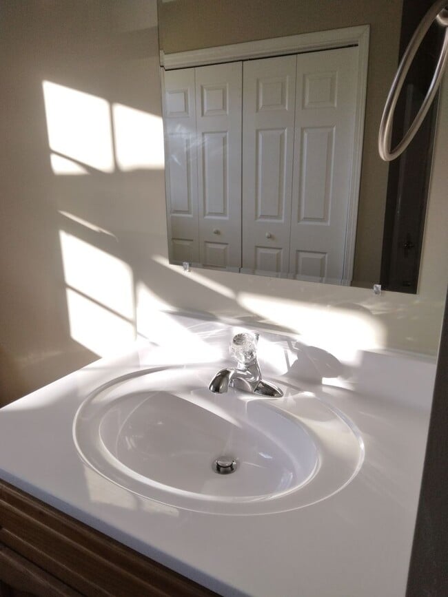 Building Photo - Now available 3 Bedroom 2 Bath Single Family Home - White Pine, TN